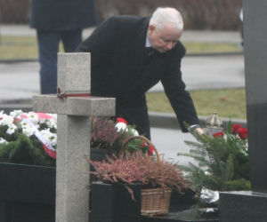 Jarosław Kaczyński na obchodach miesięcznicy smoleńskiej