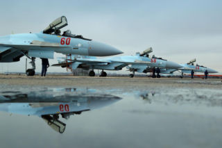 Rosja potajemnie buduje myśliwce Su-35 dla Teheranu. Irańskie lotnictwo odradza się?