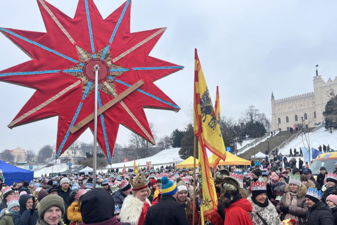 Tłumy na Orszaku Trzech Króli w Lublinie