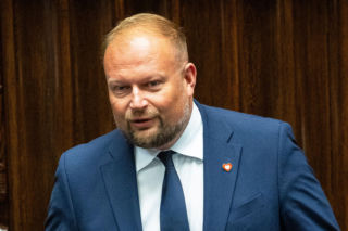 Zembaczyński ocenił wydatki na fryzury i makijaż Kidawy-Błońskiej: Życzę mężczyznom w polityce, żeby też tak dbali o swój wizerunek