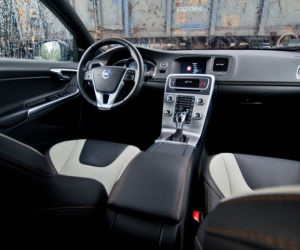 Volvo S60 Cross Country D4 AWD Summum
