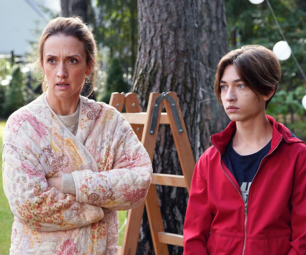 Barwy szczęścia, odcinek 3317: Łukasz wraca do domu, który był jego więzieniem, by zmierzyć się z traumą