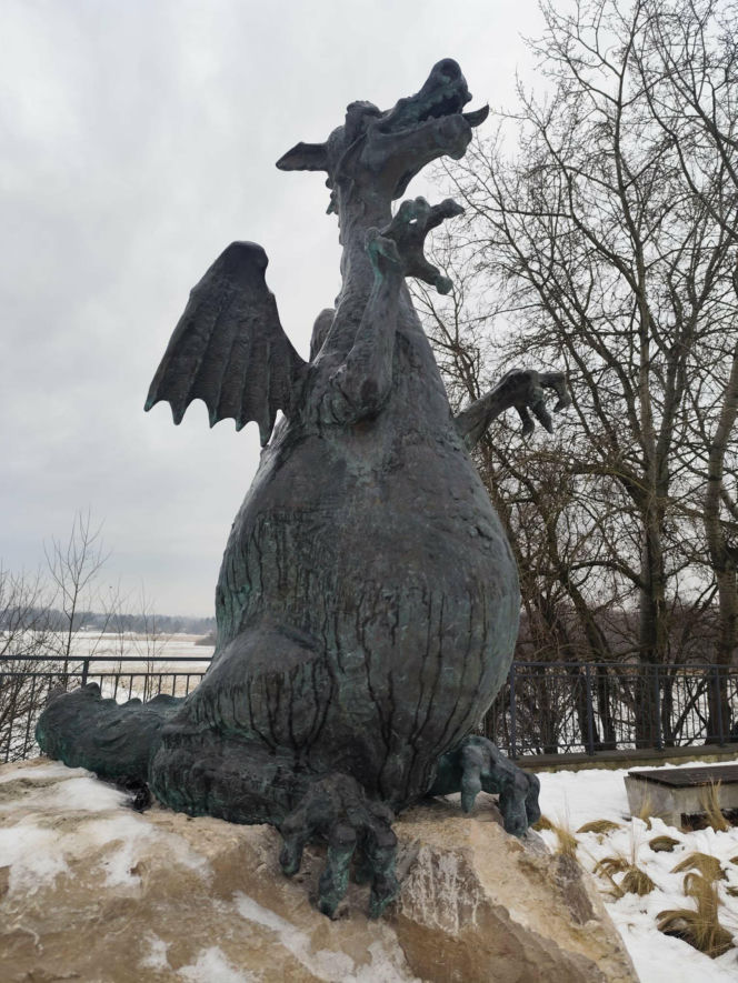 W Krakowie, jest drugi Smok Wawelski! Przez lata niszczał w zapomnieniu, teraz ma nowe życie