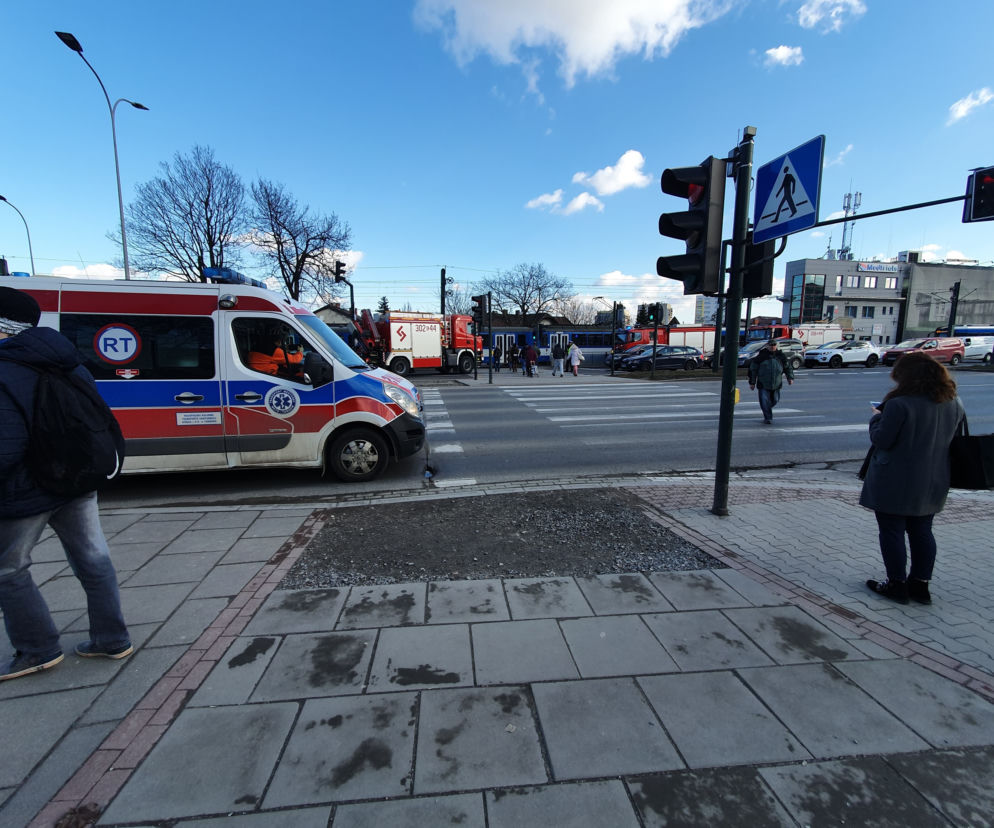 Kobieta weszła pod tramwaj w Krakowie