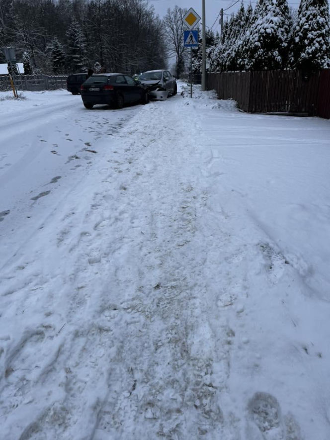 Atak zimy i wypadki na drogach regionu