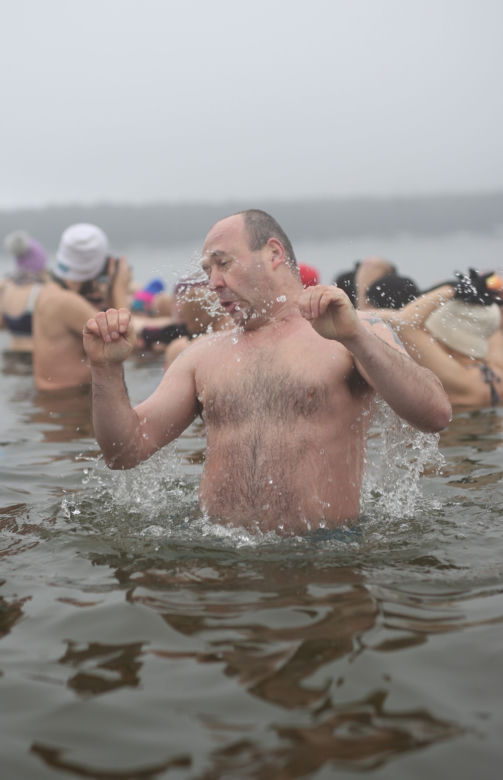 Na ziemi śnieg, a w wodzie morsy. W drugiej połowie stycznia zima wróciła. Zobaczcie!