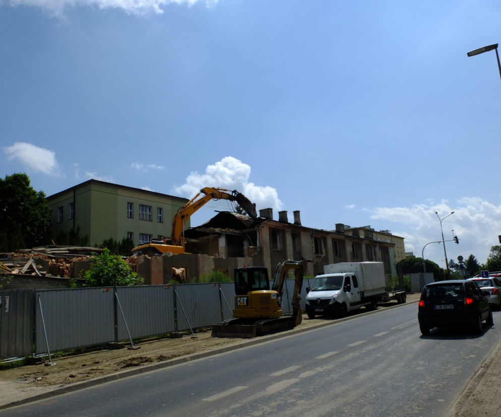 Nie ma gniazd, można wyburzać. Pustostan w centrum Lublina zniknie w ciągu kilku dni