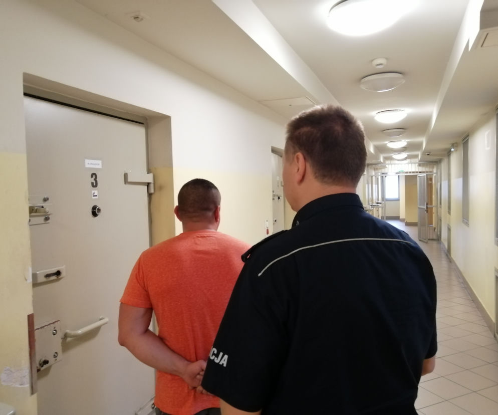 Spektakularny NAPAD w salonie gier! Ze SZLIFIERKĄ na bankomat! 