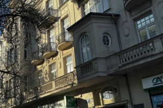 Akcja policji w Lublinie. Mężczyzna ruszył na nich z tasakiem