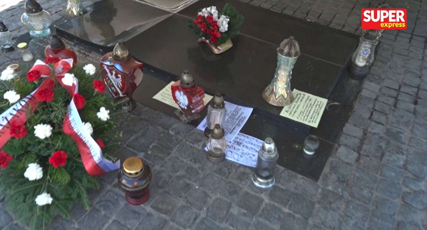Skandal na grobie Pawła Królikowskiego i innych artystów