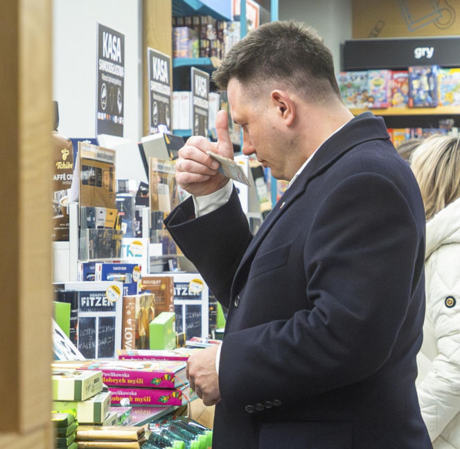 Zakupowy zawrót głowy Sławomira Mentzena