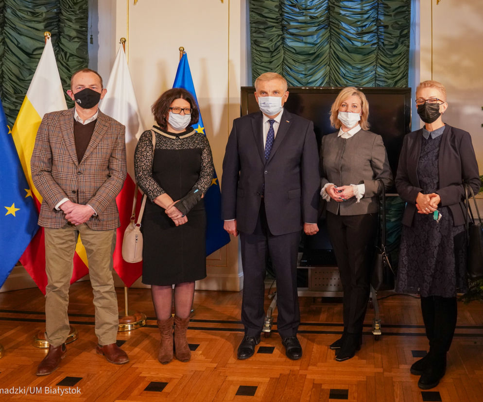 Białystok. Działaczki Związku Polaków na Białorusi otrzymały mieszkania komunalne	