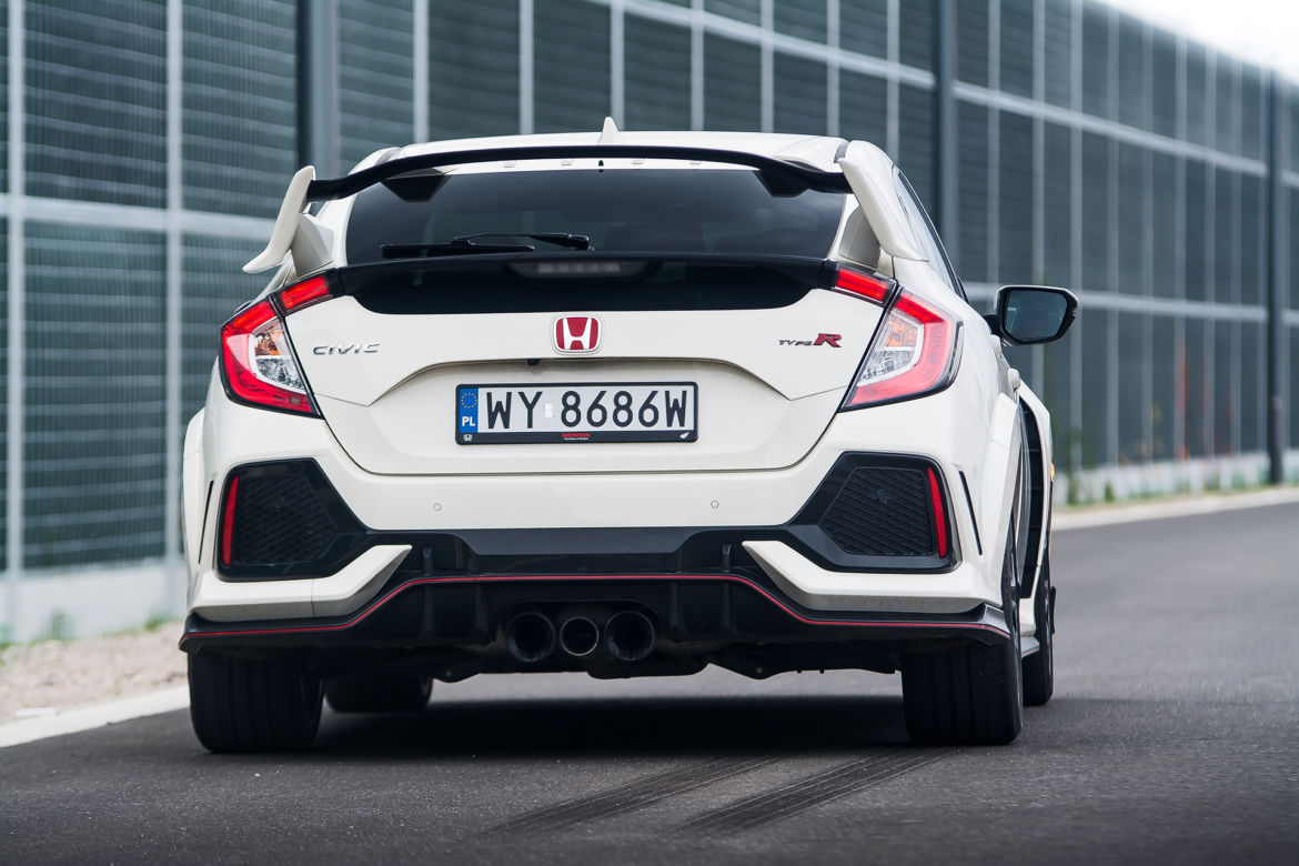 Honda Civic Type R 2.0 i-VTEC Turbo 320 KM