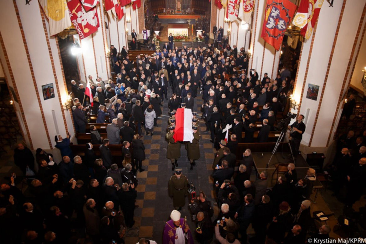 Czekali z pogrzebem na Kaczyńskiego