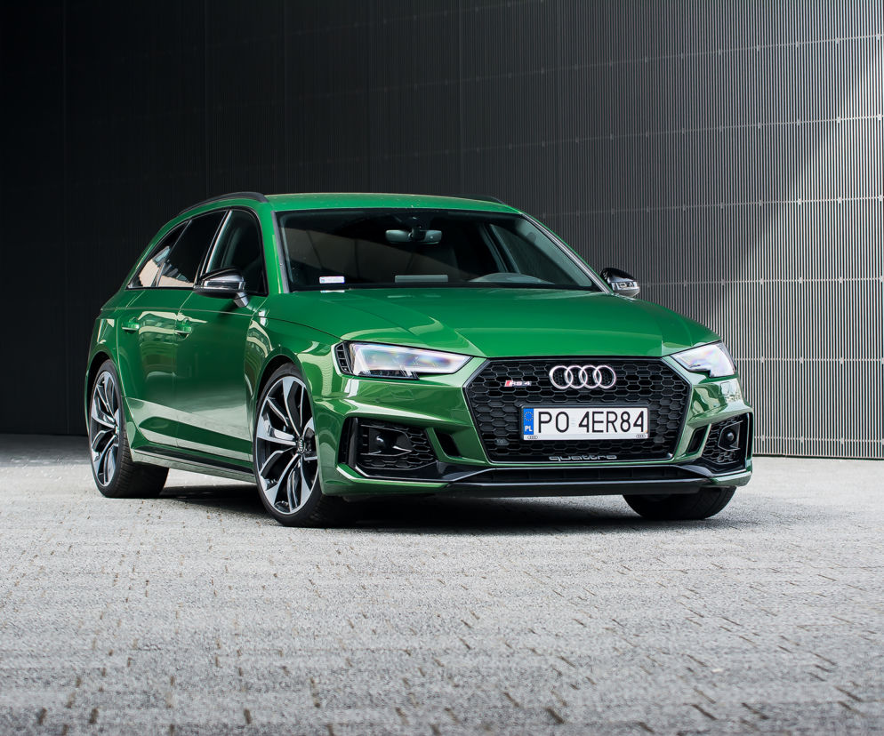 Audi RS4 Avant B9 2.9 TFSI V6 450 KM Tiptronic quattro