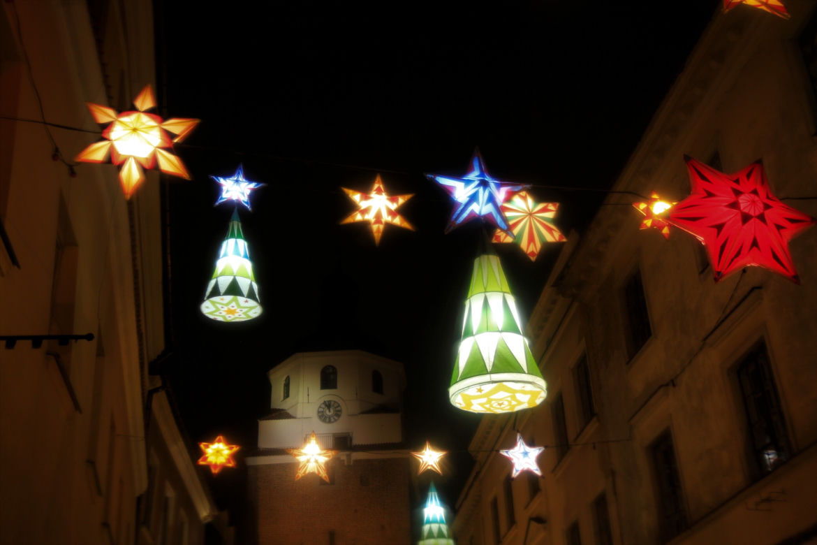Lublin gotowy na święta! Świąteczne iluminacje już zdobią centrum miasta