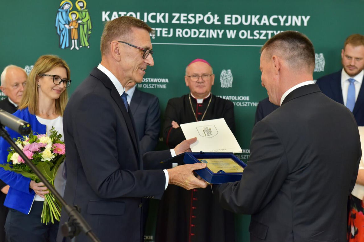 Centrum szermierki w Olsztynie oficjalnie otwarte! Obiekt kosztował za niemal 30 mln zł [ZDJĘCIA]