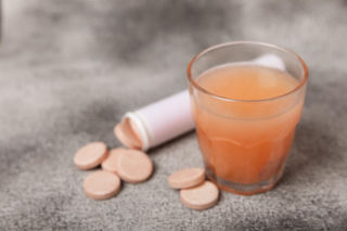 Zdrowy nawyk, który niszczy efekty kuracji. Stężenie leku wyższe o 330 proc.