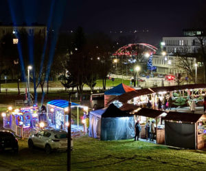 Świąteczny Jarmark w centrum Starachowic. Zobacz zdjęcia!