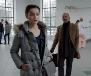 Lekarze 4 sezon odcinek 11 (odc. 50). Leon Jasiński (Jacek Koman), Beata (Agnieszka Więdłocha)