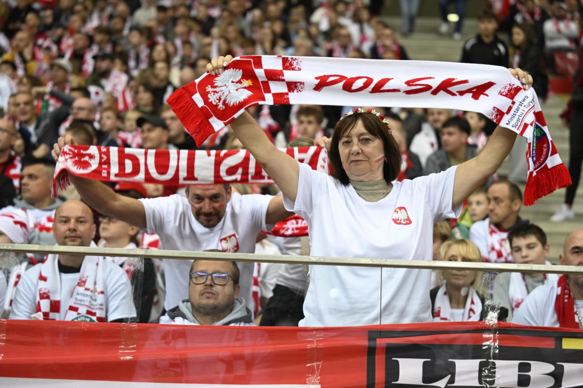 Kibice na meczu Polska - Rumunia. Znajdź się na zdjęciach z Narodowego!