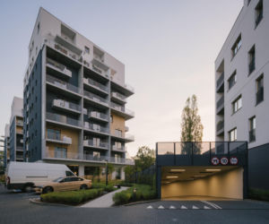 Kolejowa 19 w Warszawie, RISKARCH