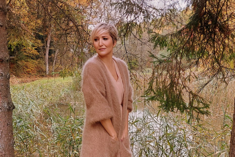 Magda Steczkowska powraca z nowym singlem. Deszcz pokazuje ją w zupełnie innym brzmieniu!