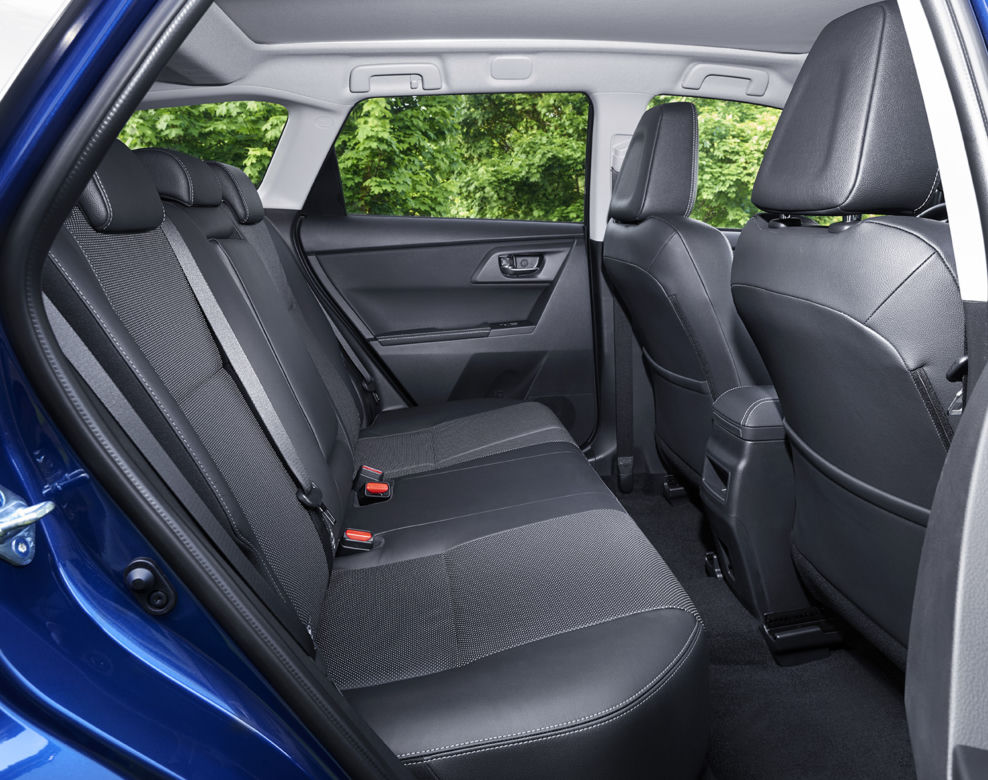 2015 Toyota Auris Touring Sports facelifting