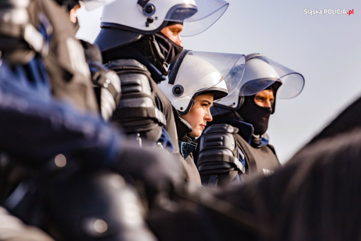 Miss Polski z Katowic wstąpiła na jeden dzień do policji. Anna Maria-Jaromin wzięła udział w teście sprawnościowym