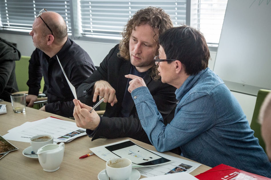 Obrady jury, Życie w Architekturze