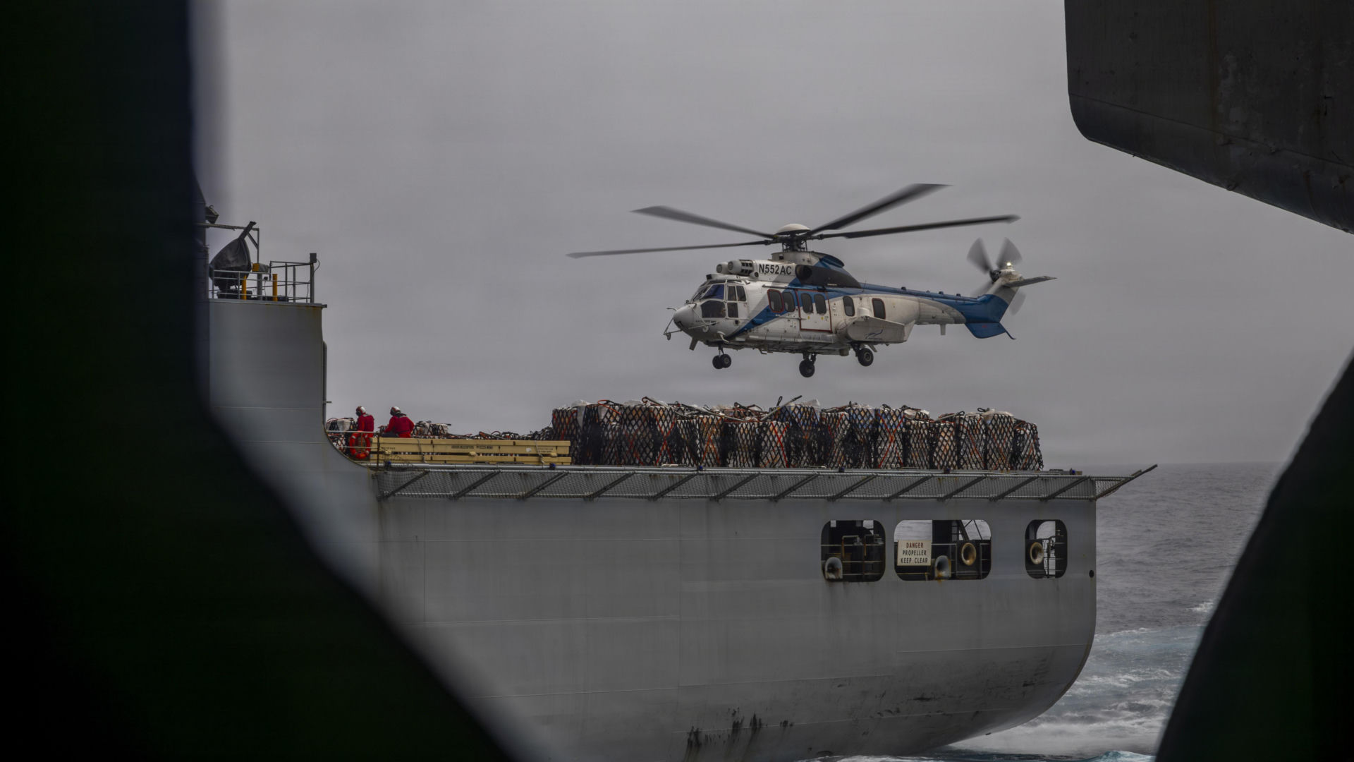 USS "Abraham Lincoln" na Morzu Arabskim. Tyrania dystansu jako granica amerykańskiej projekcji siły