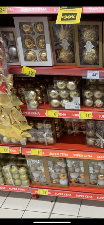  Za ile ubierzesz choinkę? Sprawdziliśmy ceny bombek, ozdób i lampek w Bydgoszczy