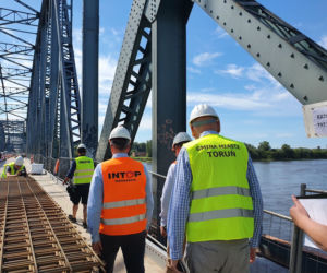 Remont mostu im. Józefa Piłsudskiego. Tak wyglądają prace z różnych perspektyw