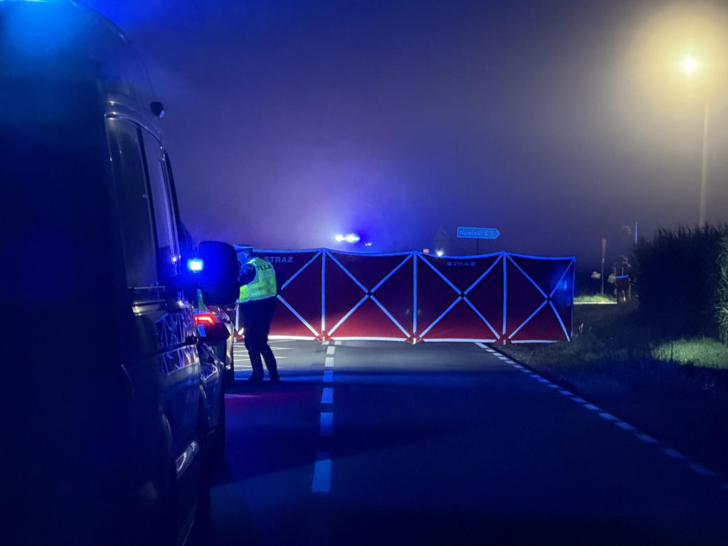 Koparka wymusiła pierwszeństwo. Motocyklista nie miał szans