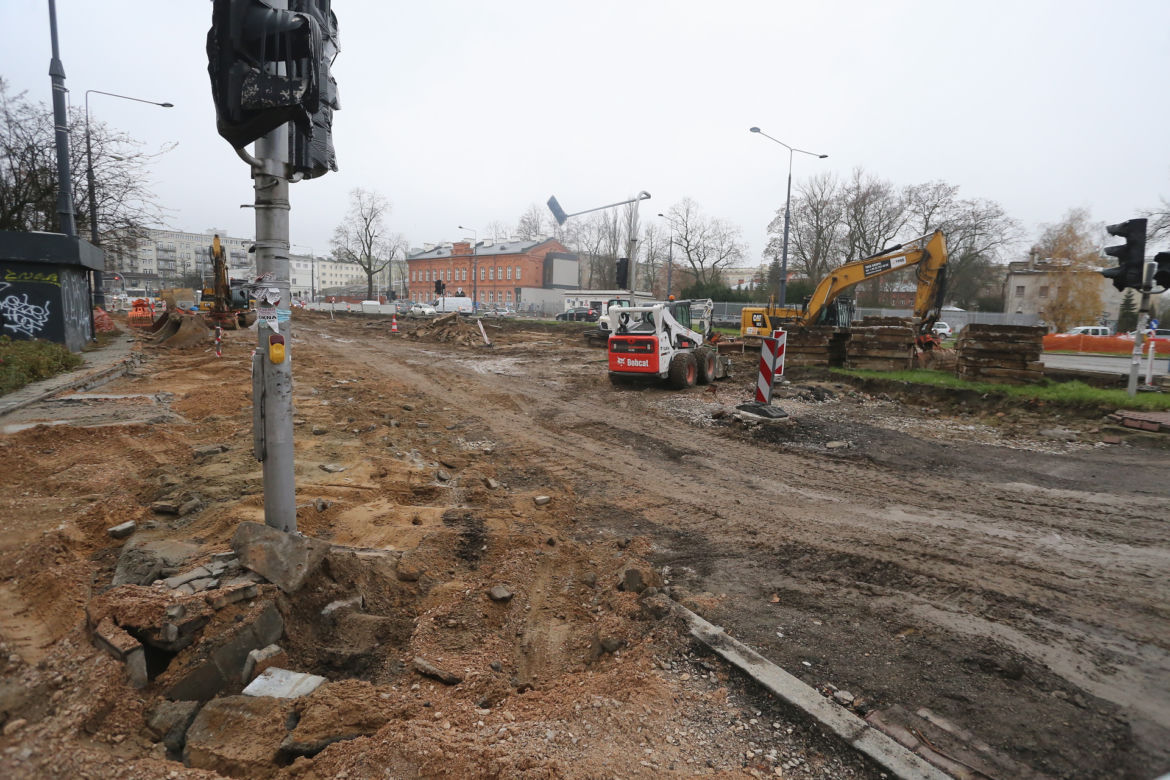 Budowa tramwaju na Wilanów opóźniona. Sprzeczne tłumaczenia inwestora i wykonawcy 