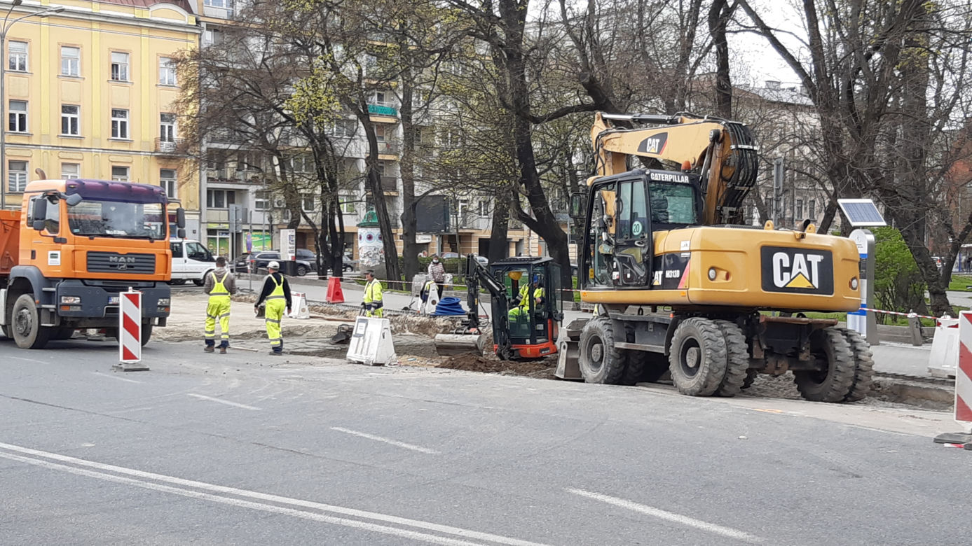 Ruszyła budowa węzła przesiadkowego Krakowska-Planty. ZOBACZ ZDJĘCIA