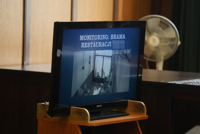 "Skazał matkę na dożywocie cierpienia". Prokurator chce 25 lat więzienia dla Dawida M. Zabóstwo na Nowym Świecie