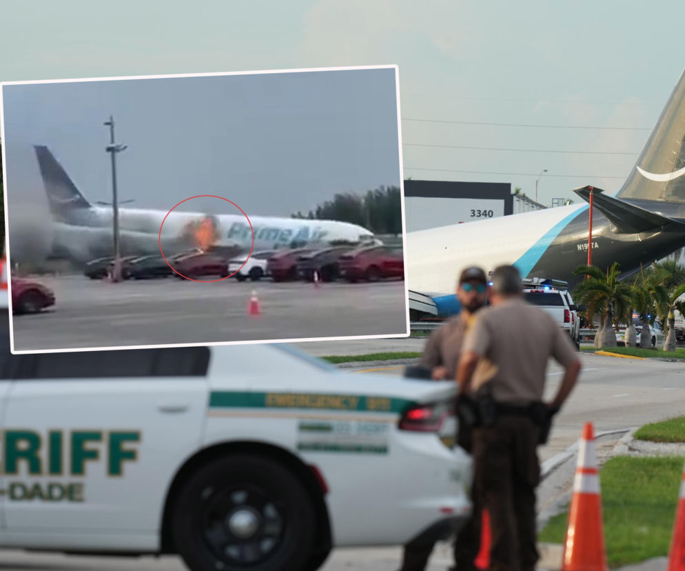 Policjanci przy wraku Boeinga Prime Air w Miami. Na miniaturze płonący silnik. O wypadku przeczytasz na SE.