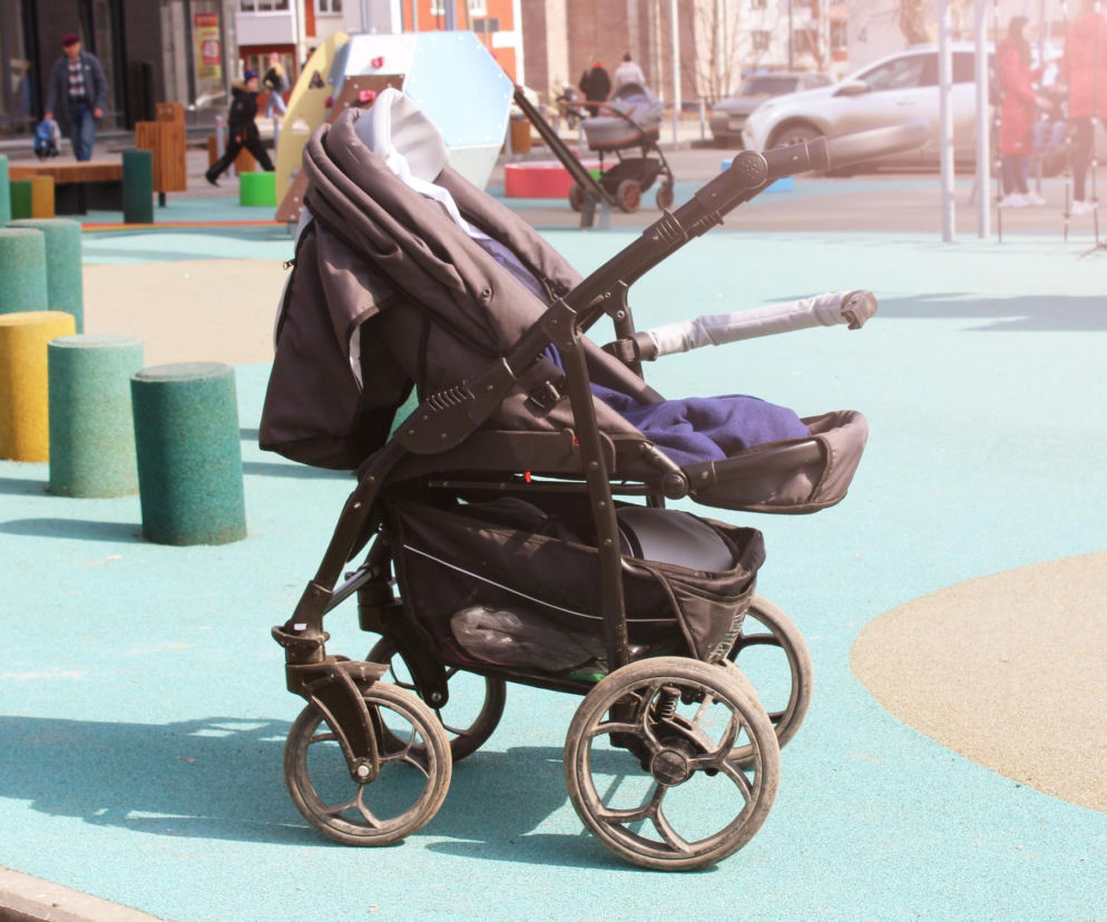 Jak odświeżyć wózek po zimie? 5 rzeczy, o których rodzice zapominają