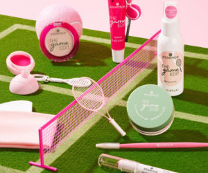 Rozegraj to z blaskiem! Makijaż  na wiosnę 2026 inspirowany kortem tenisowym i estetyką retro