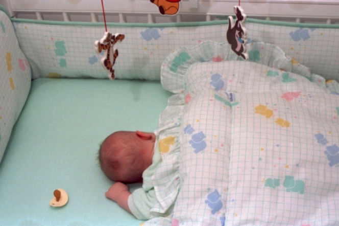 WYPRAWKA NIEMOWLAKA czy warto kupic SKLADANE LOZECZKO