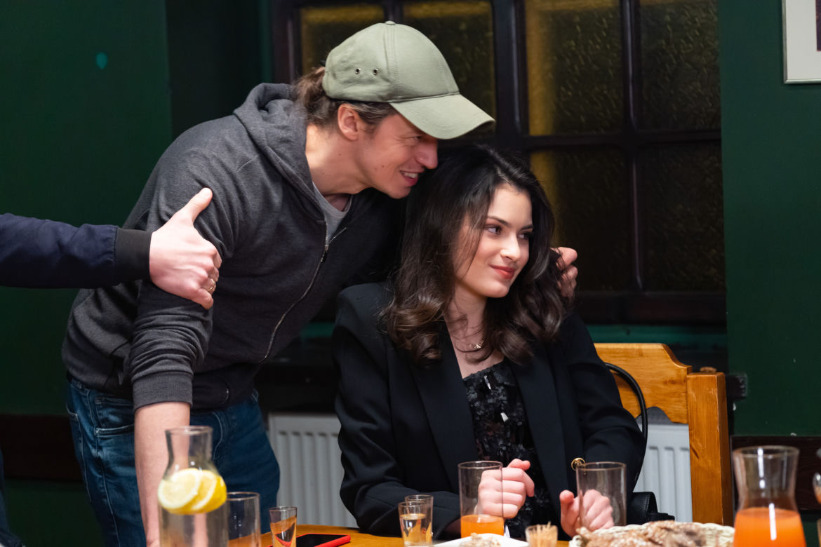 Barwy szczęścia. Weronika (Maria Świłpa), Modrzycki (Piotr Ligenza)