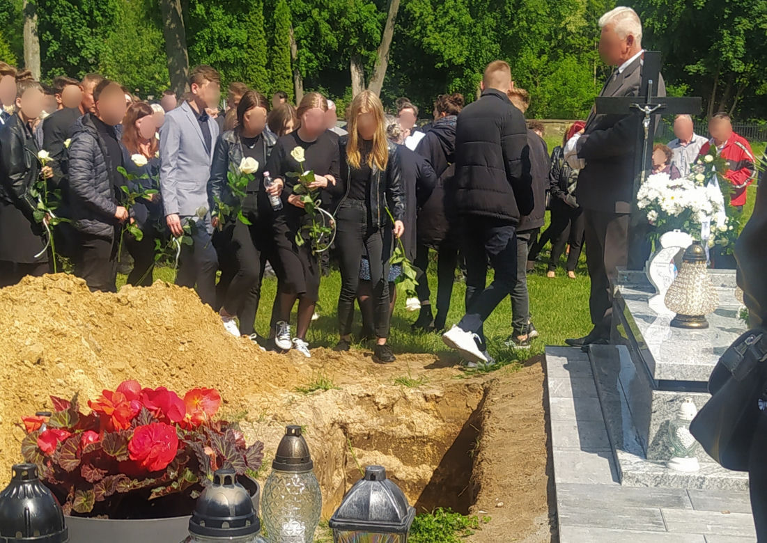 Morze białych róż 