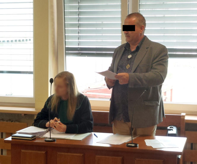 "Pacjentki porzuciły konwencjonalną terapię, by „leczyć się” lampami. Szaman z Małopolski nie trafi za kraty"