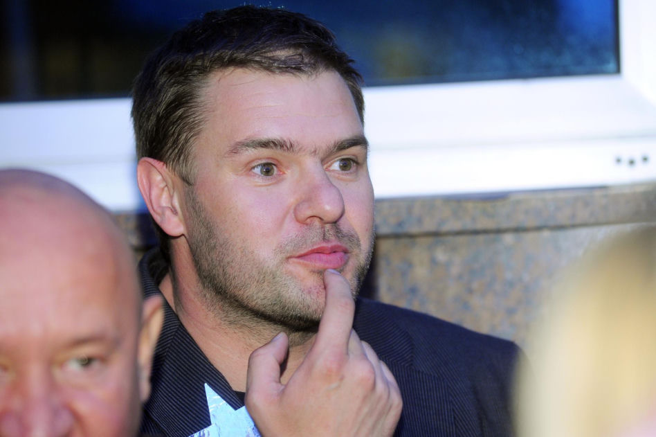 Tomasz Karolak na archiwalnych zdjęciach. Tak wyglądał na początku kariery