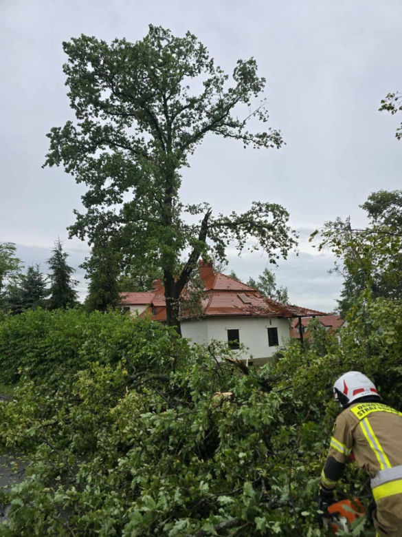 Nawałnice w Małopolsce. Setki interwencji straży pożarnej