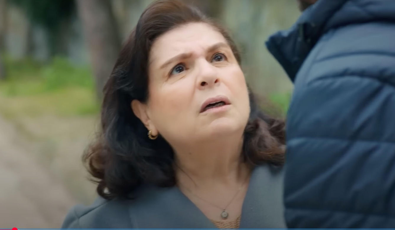 Ege będzie opiekował się Zeynep, a Bulent zacznie podejrzewać, że coś ich łączy.