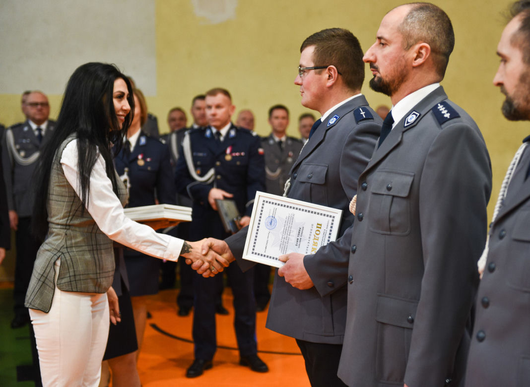 Ślubowanie nowych policjantów w Łodzi