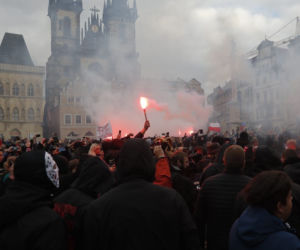 Protesty antymaseczkowców w Pradze