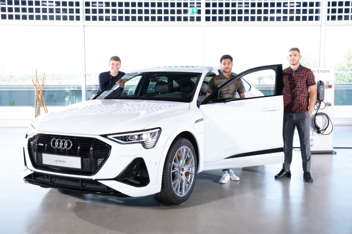 Elektryczne samochody Audi dla piłkarzy Bayern Monachium